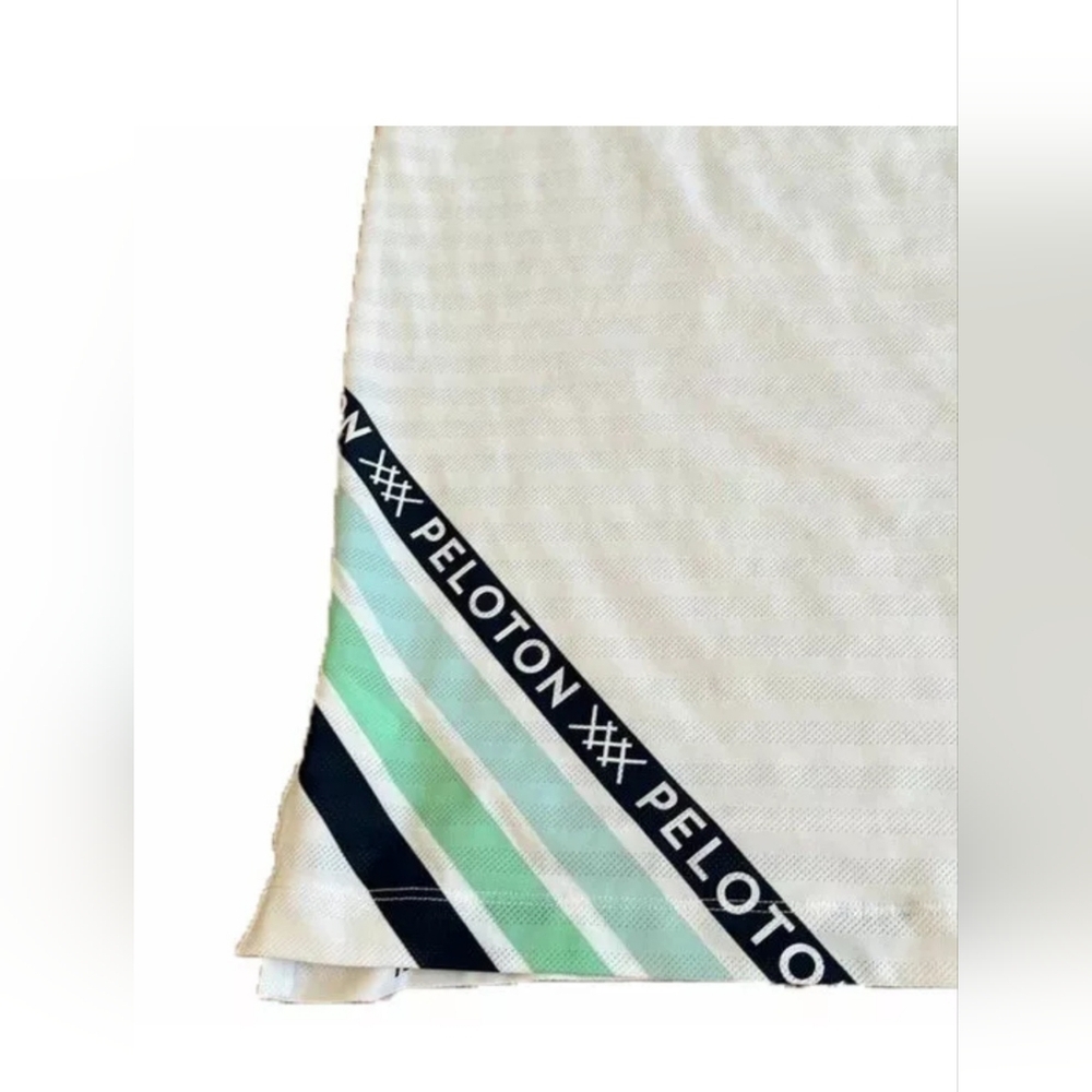 RHONE Peloton Men's White Stripe Swift Short Sleeve Shirt - Picture 3 of 4